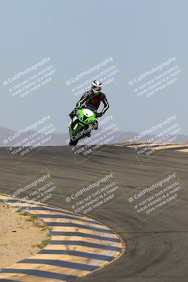 media/Mar-28-2022-Superbike Trackdays (Mon) [[b8603d0f67]]/Open Track Time/Turns 9 and 10/